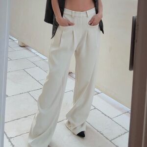 JiuJiu Ivory Pleaded Trousers